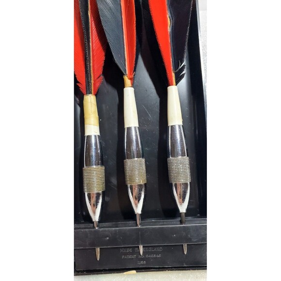 Vintage Unicorn Darrow Feather Chrome Darts 25g – Code 14 104 – Rare Collectible - Picture 10 of 16